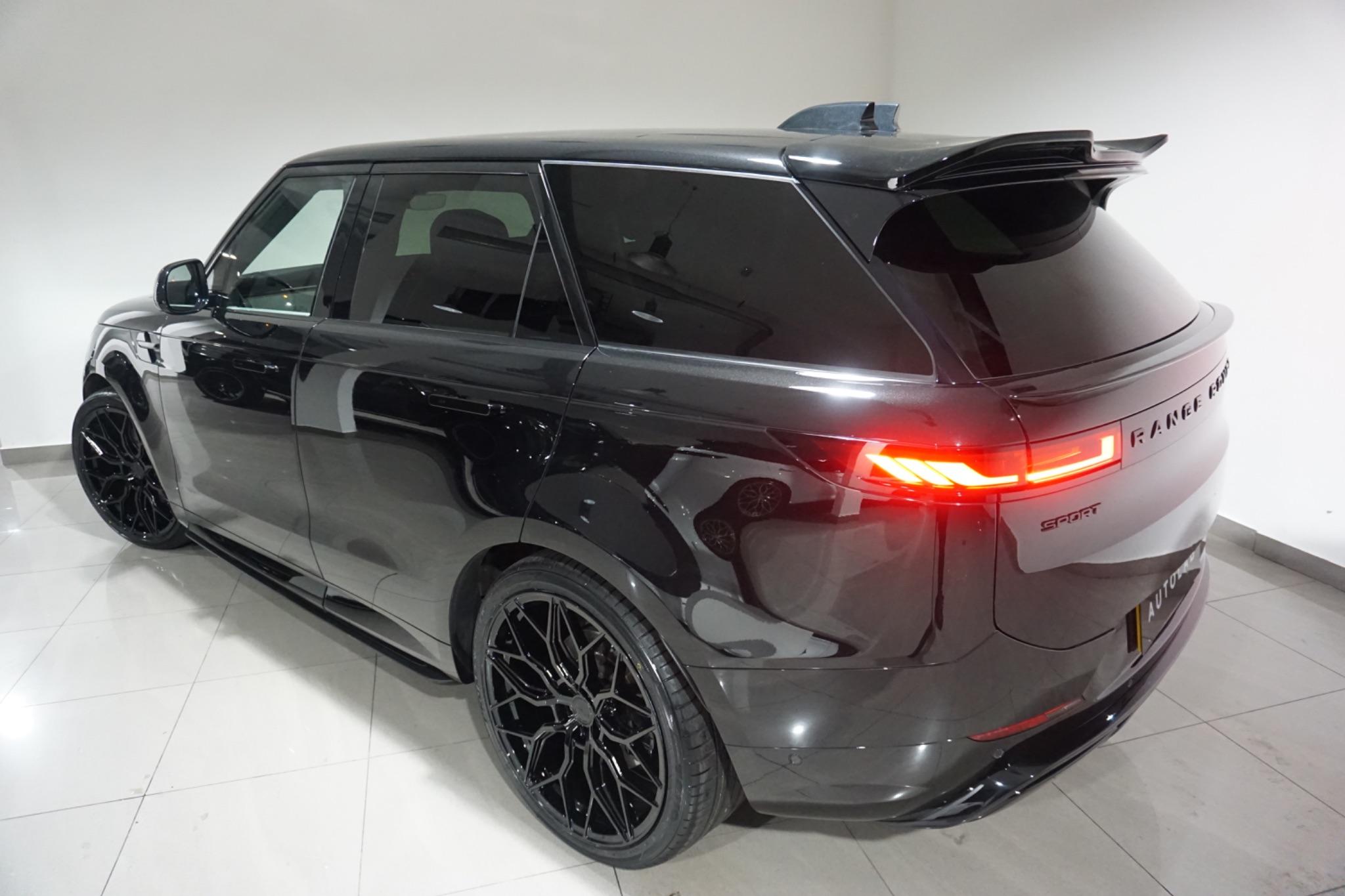 Land Rover Range Rover Sport 3.0 D300 MHEV Dynamic SE Auto 4WD Euro 6 (s/s) 5dr